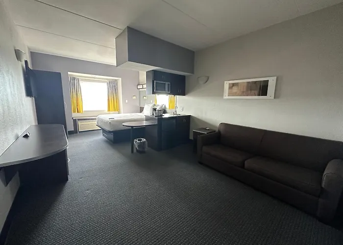 Microtel Inn & Suites By Wyndham Quincy Downtown - River Area