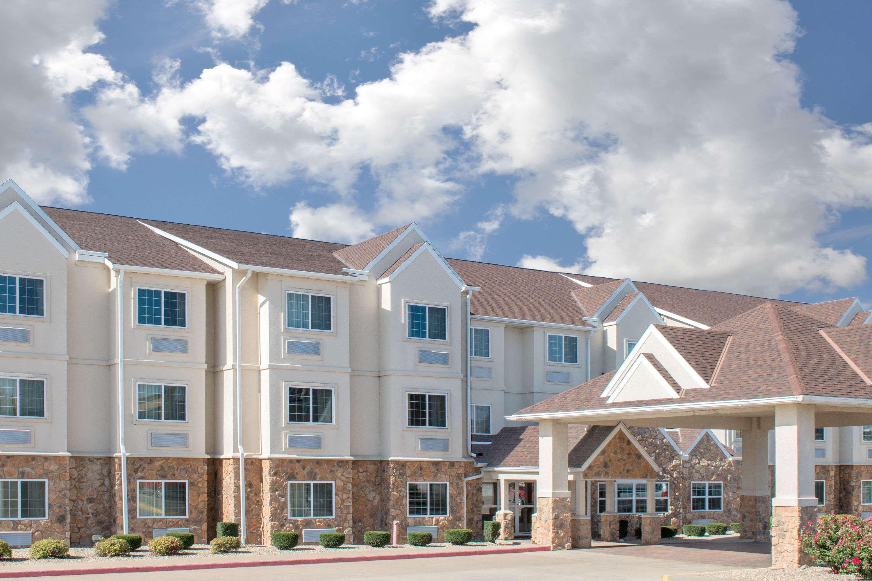 Microtel & By Wyndham Downtown - River Area Hotel Quincy