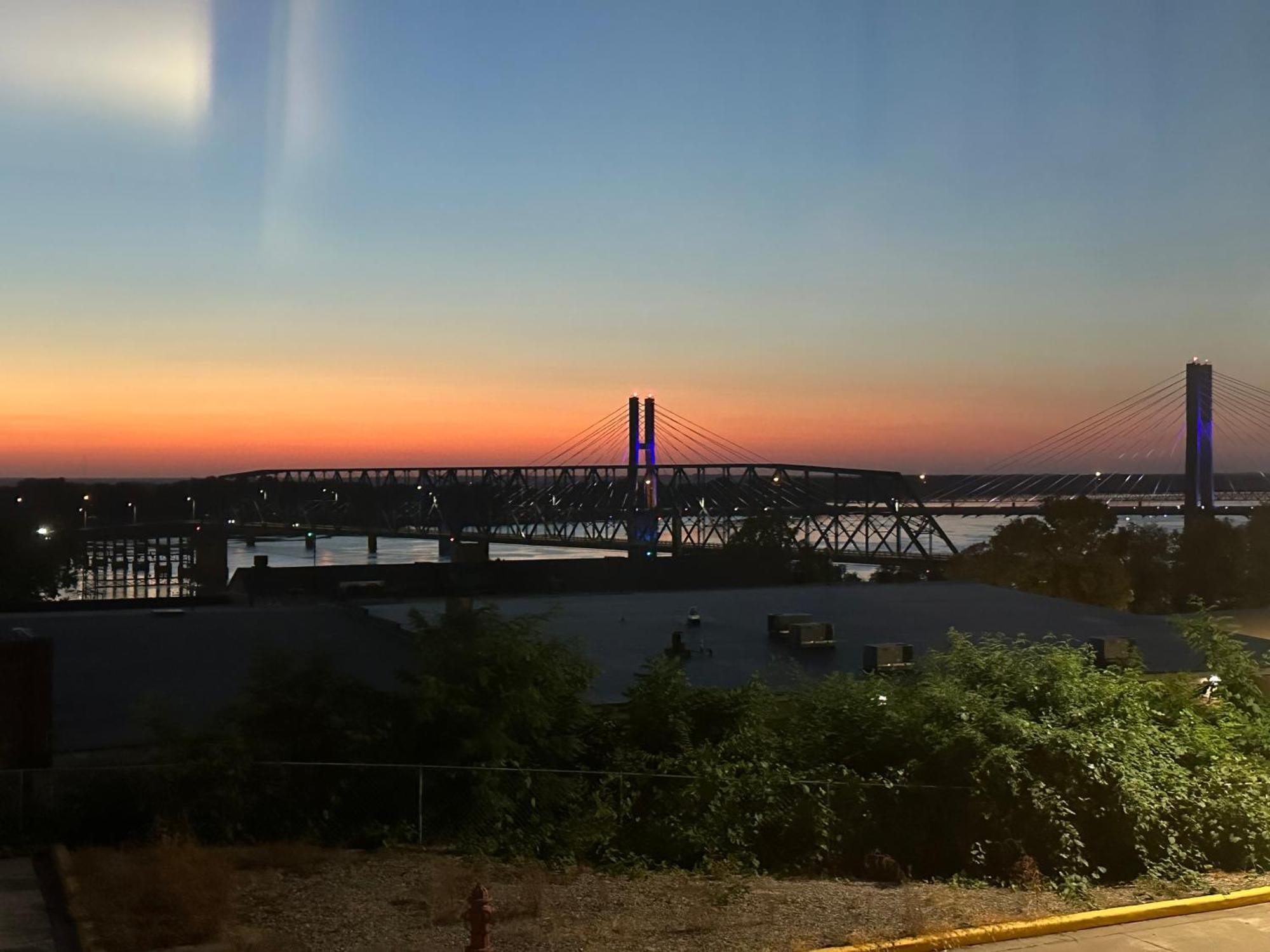 Microtel & By Wyndham Downtown - River Area 3* Quincy